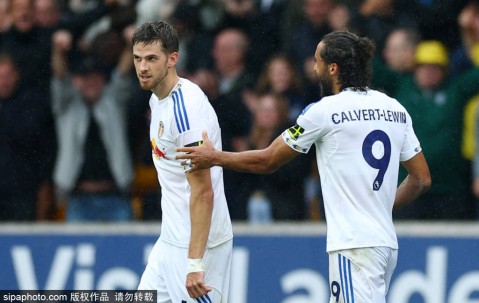 英超第5轮：狼队1-3利兹联</title>
        
    <title>英超第5轮：狼队1-3利兹联