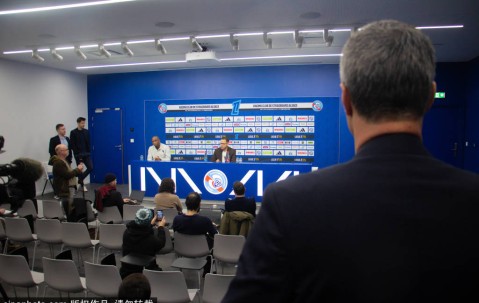 罗塞尼尔执教首秀：切尔西的永不放弃精神与新篇章的开启