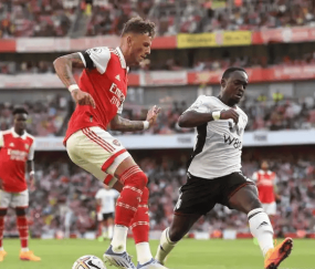 周二010 欧冠：控球体系VS高压逼抢！国米主场战阿森纳，双核与定位球的对决