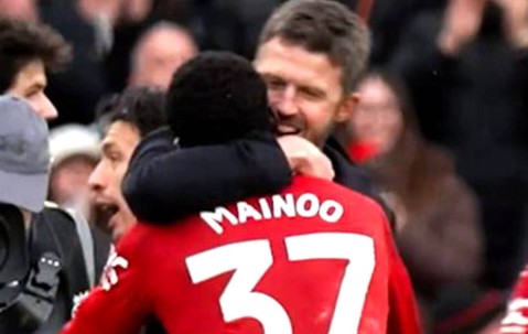 卡里克三天激活曼联新帝星，但提醒其仍需成长！拉爵或省钱少买中场