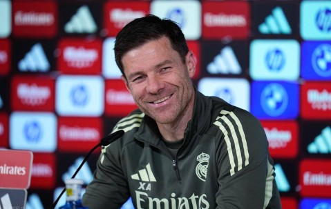 西甲联赛：皇马官宣解雇阿隆索的背后，藏着多少鲜为人知的秘密