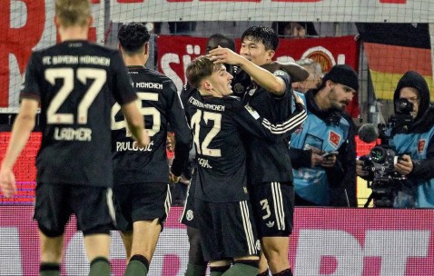 逆转精彩！中超旧将破门助拜仁不败夺冠，稳居德甲榜首