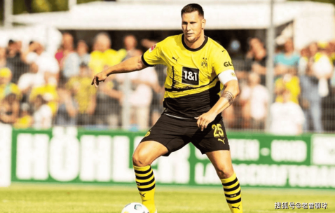 德甲生死战！多特蒙德主场冲四VS霍芬海姆逆袭，伤病潮下谁能掌控欧冠资格？