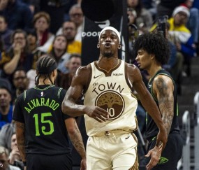 库里休战巴特勒24+8+10 勇士主场击败鹈鹕