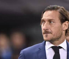 罗马迎来百年荣耀在望，闯入欧冠的关键时刻，一人地位超越托蒂与加斯佩里尼