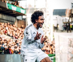 1个进球就敢要5000万欧元?曝罗马求购齐尔克泽,曼联狮子大开口