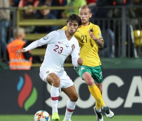 热刺状态依旧摇摆不定，利物浦有望乘胜追击吗？