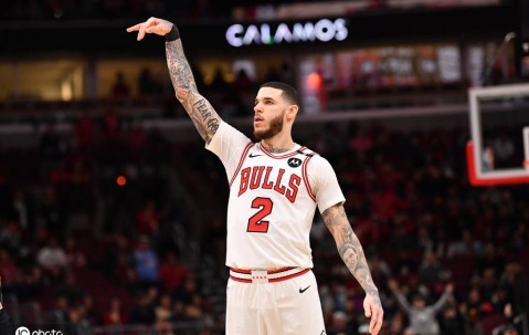 郎佐-鲍尔被快船送至爵士 雷霆接连完成两笔交易