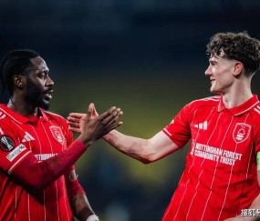 3-0！英超保级队吊打土超豪门，尤文成笑柄，第一联赛太残酷！