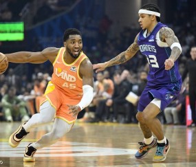 米切尔30分加兰27+10鲍尔23+9 骑士胜黄蜂