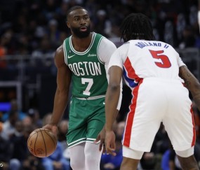 布朗失绝杀坎宁安16+14 活塞击败绿军3连胜