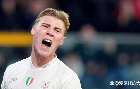 霍伊伦在拿波里重生：永久转会仅是形式，曼联或将目送又一意甲锋霸