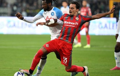 意甲中游卡位战！克雷莫纳主场阻击亚特兰大，欧战冲刺谁能占得先机？