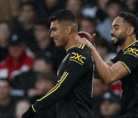 第81分钟破门！曼联极限绝平，阿莫林搞砸了，保级队都赢不了