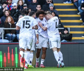 曼联如何签下亚当·沃顿：一个计划的详细解读