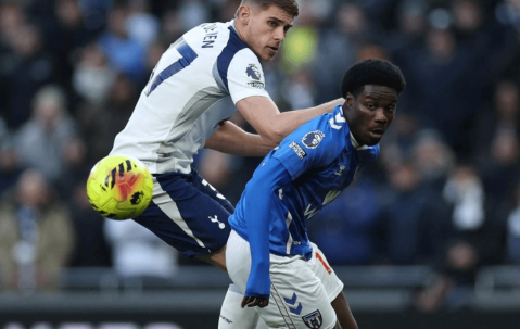 第80分钟绝平！英超劲旅主场翻车，9亿豪阵也没用，落后曼联4分