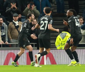 (外代二线)足球——英超联赛:热刺战平曼城