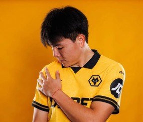 国足两新星留洋路各异：徐彬迎狼队首秀，王钰栋憾失德甲豪门邀约