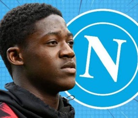 曝曼联新帝星已同意加盟那不勒斯，恐因B费受伤走不成！曼联不满其心态