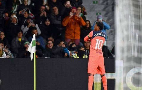 德甲连续爆冷！2-2，0-0，拜仁丢分，马竞赢不过垫底队，巴萨赢球挨骂