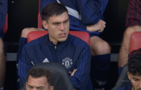 曼联欲卖阿莫林6000万嫡系！明年转会计划曝光，两位置是重中之重