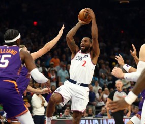 伦纳德25分祖巴茨14+20 快船大胜太阳