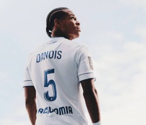 21岁法甲中场天才横空出世,6大欧洲豪强疯抢,1100万欧报价遭拒