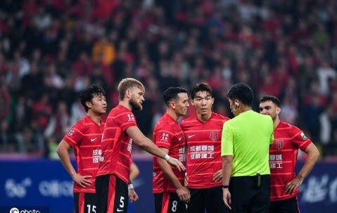 热议中超争冠：阿森纳都要夺冠了 申花国安还要多久