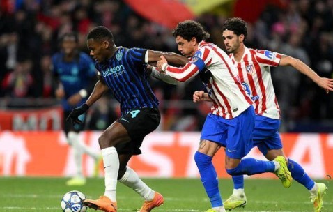 7分钟戴帽+绝杀+溃败！欧冠这一夜，豪门全乱套了