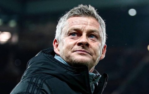 不仅是娃娃脸！曼联名宿表态愿意接手，救火主帅反倒成了热门选项