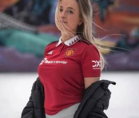 曼联神了,客场2比1逆转水晶宫,冲到第6,今年欧冠资格稳了