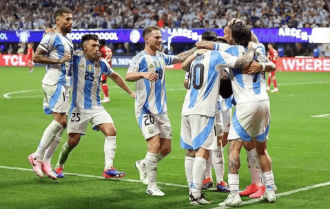 周五011意甲前瞻：比萨主场绝境求生藏细节，亚特兰大轮换暗藏哪些风险？