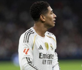 西甲0-2爆大冷:皇马又输、又丢3分,距巴萨4分夺冠难了,阿隆索压力大