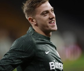 前途光明！18岁埃斯特旺本赛季参加三项赛事均取得进球