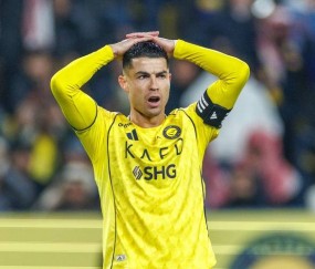 媒体：C罗准备跑路！他想要降薪回归曼联！