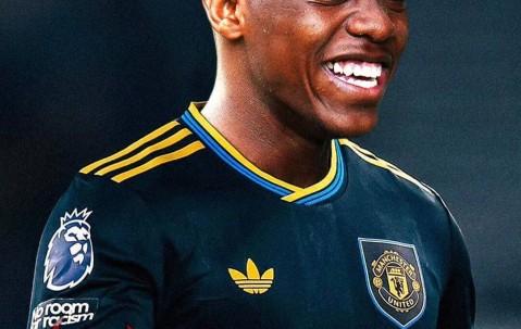 曼联欲再签南美小妖，17岁中场身价数百万！欧洲豪门疯狂寻找新凯塞多