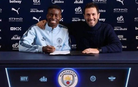 冬窗第二签！曼城签下水晶宫队长格伊：身披15号 周薪30万