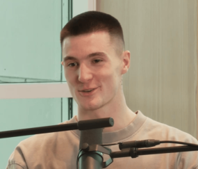 谢什科揭秘曼联一人帮助最大！卡里克点名三功臣，库尼亚恐失首发