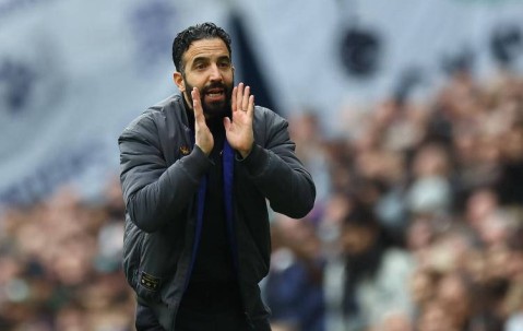 曼联问题究竟何在？“治标不治本”的努力难掩球队深层隐忧