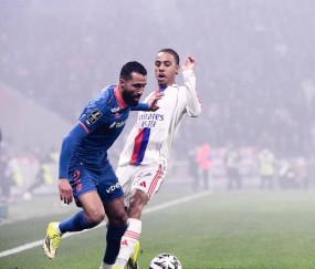 2-0完胜尼斯，33岁拜仁旧将利剑出鞘助力法甲第三豪取13连胜