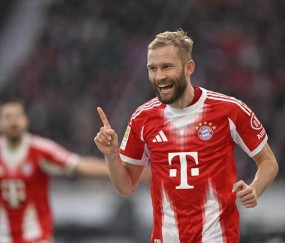 德甲最新积分战报：拜仁狂胜凯恩帽子戏法，稳稳领跑领先莱比锡8分