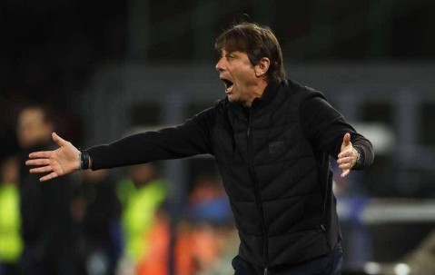 孔蒂的无奈 切尔西的金钱优势让那不勒斯欧冠梦碎