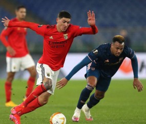 唐迪拉遭遇三连败且三场零封,本菲卡周中击败皇马气势如虹!