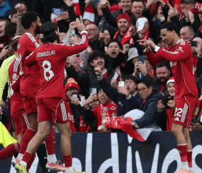 萨拉赫创造英超历史,利物浦最强前锋诞生:轰入10粒进球