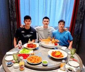 余嘉豪打西乙都费劲，辽篮2新人只打1年西甲图个啥？没钱也没耐心