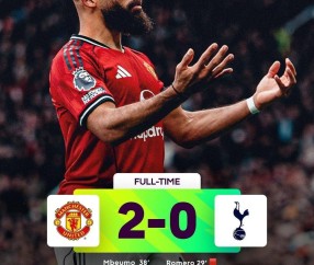 曼联2-0热刺保前四！红魔坚持自己思路，卡里克“有能”拦不住