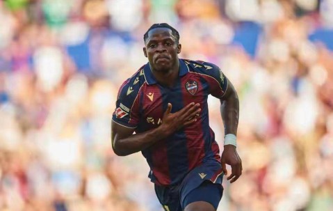 1.2亿标价+7成工资帽！穆帅6500万锁主力，欧冠没了就要卷铺盖？