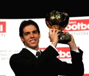 巴西足球最后的金球奖得主!18年前的巅峰卡卡到底有多强?