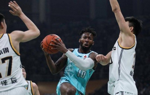 实锤？北京新小外锁定德甲悍将！杰曼默契加持短板成最大变数？