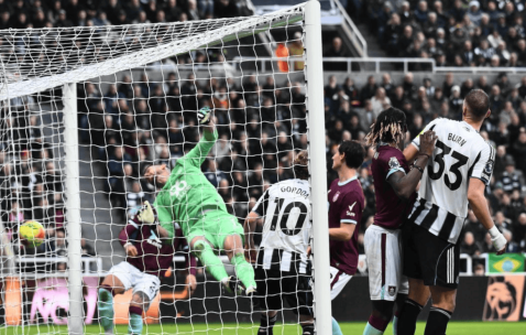 一场2-1让纽卡4轮不败，积分追平热刺曼联，争四形势白热化